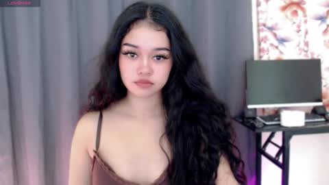 roxxy_blossom online show from December 2025 11:15:01 AM