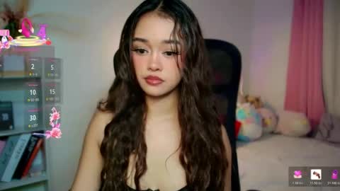 Snapshot of roxxy_blossom chatting on June 2026 04:54:01 AM roxxy_blossom online show from June 2026 04:54:01 AM