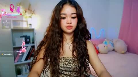 Snapshot of roxxy_blossom chatting on July 2026 01:59:02 AM roxxy_blossom online show from July 2026 01:59:02 AM