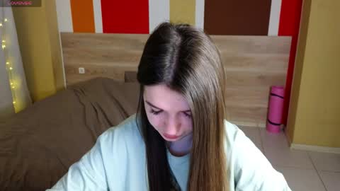 Snapshot of roxy_dark chatting on April 2026 06:39:01 PM Roxy online show from April 2026 06:39:01 PM