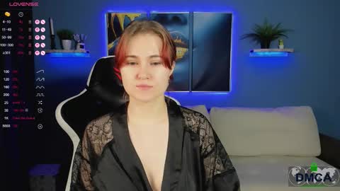 Snapshot of roxy_foxi chatting on November 2025 01:11:01 AM Roxy fiery online show from November 2025 01:11:01 AM