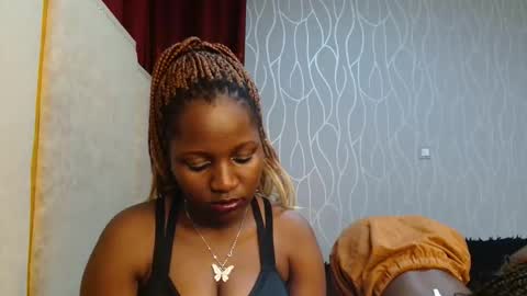 Snapshot of roxy_heather chatting on January 2026 04:21:02 PM Roxy online show from January 2026 04:21:02 PM