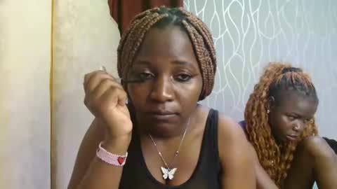 Snapshot of roxy_heather chatting on January 2026 06:02:02 PM Roxy online show from January 2026 06:02:02 PM