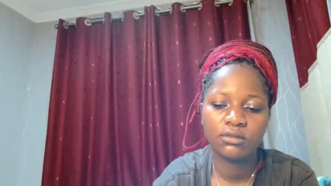 Snapshot of roxy_heather chatting on February 2026 03:00:02 AM Roxy online show from February 2026 03:00:02 AM