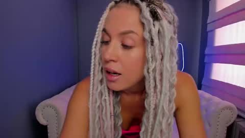 Roxy online show from March 2025 06:02:02 AM