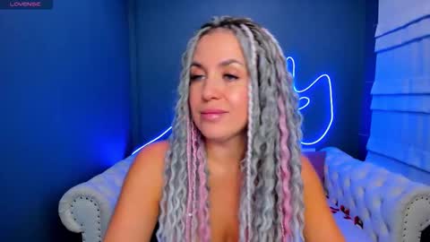 Snapshot of roxy_mars chatting on March 2026 01:20:01 AM Roxy online show from March 2026 01:20:01 AM