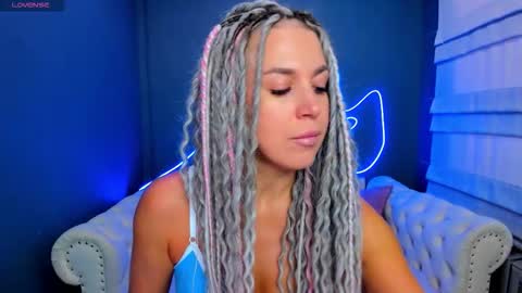 Snapshot of roxy_mars chatting on March 2026 02:05:02 AM Roxy online show from March 2026 02:05:02 AM