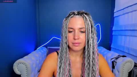 Snapshot of roxy_mars chatting on March 2026 08:26:33 AM Roxy online show from March 2026 08:26:33 AM
