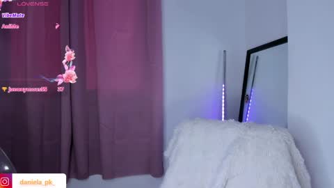 Snapshot of roxy_pk_ chatting on April 2026 07:58:02 PM R O X Y online show from April 2026 07:58:02 PM