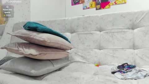 Snapshot of roxy_rebel chatting on May 2026 03:33:02 PM roxy online show from May 2026 03:33:02 PM