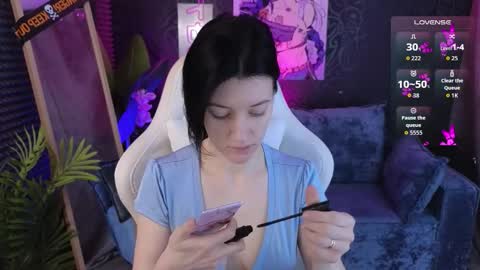 Snapshot of roxy_riot_ chatting on November 2025 01:27:02 AM roxy_riot_ online show from November 2025 01:27:02 AM