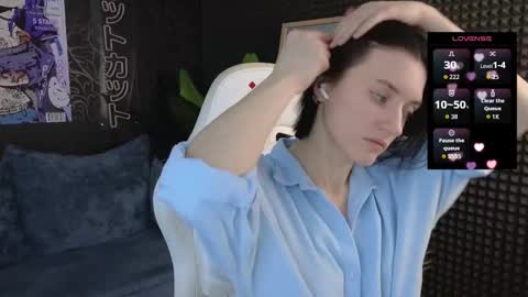 Snapshot of roxy_riot_ chatting on December 2025 03:01:02 AM roxy_riot_ online show from December 2025 03:01:02 AM