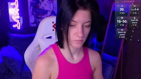 Snapshot of roxy_riot_ chatting on April 2026 01:30:01 AM roxy_riot_ online show from April 2026 01:30:01 AM