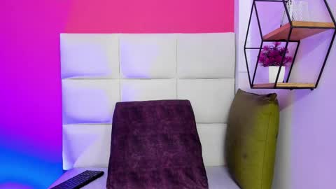 Snapshot of roxy_sexy69 chatting on March 2026 04:18:01 AM roxy_sexy69 online show from March 2026 04:18:01 AM