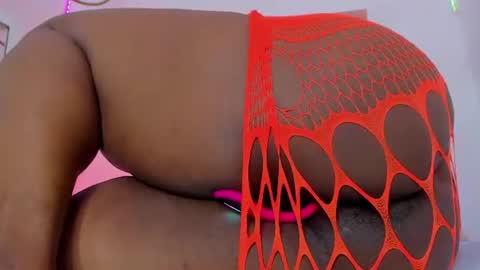 Snapshot of roxy_sexy69 chatting on July 2026 01:58:33 AM roxy_sexy69 online show from July 2026 01:58:33 AM