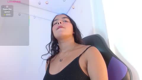 roxy_stone1 online show from September 2025 08:57:01 PM