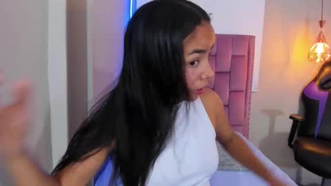 roxy_stone1 online show from February 2026 07:25:02 PM