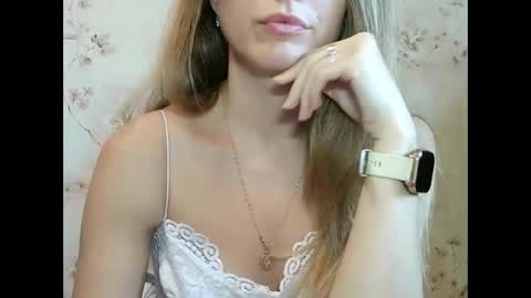 roxyfox18x01 online show from October 2025 08:24:02 AM