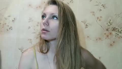 roxyfox18x01 online show from February 2026 08:05:02 PM