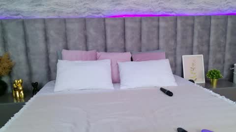 Roxy online show from March 2025 09:17:02 AM