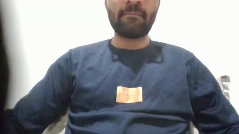 roy018 online show from April 2026 10:21:01 AM