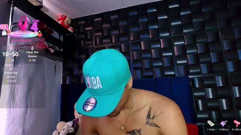 Snapshot of roy_barney chatting on October 2025 07:31:02 PM ANTONIO online show from October 2025 07:31:02 PM