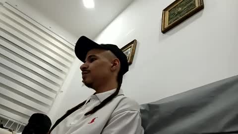 Snapshot of roy_master chatting on October 2025 11:57:01 PM roy_master online show from October 2025 11:57:01 PM