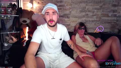 Snapshot of royal__whore chatting on March 2026 08:27:02 PM DOMINGUEZ ORIGINAL online show from March 2026 08:27:02 PM