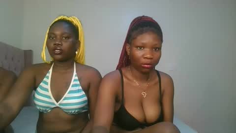 Snapshot of royal_goddes chatting on January 2026 11:30:02 PM goddes online show from January 2026 11:30:02 PM