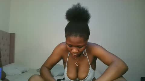 Snapshot of royal_goddes chatting on February 2026 11:52:01 PM goddes online show from February 2026 11:52:01 PM
