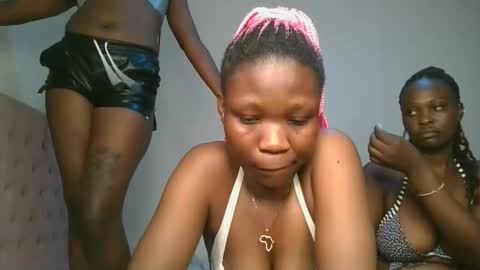 Snapshot of royal_goddes chatting on March 2026 01:01:02 AM goddes online show from March 2026 01:01:02 AM
