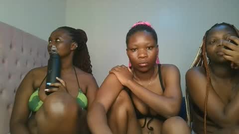 Snapshot of royal_goddes chatting on March 2026 01:16:01 PM goddes online show from March 2026 01:16:01 PM