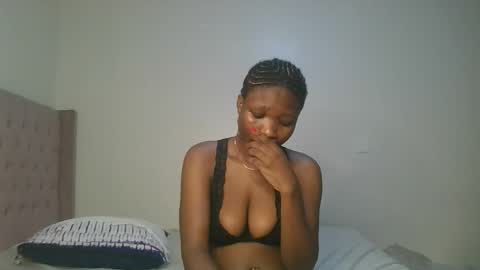 Snapshot of royal_goddes chatting on April 2026 11:31:02 PM goddes online show from April 2026 11:31:02 PM