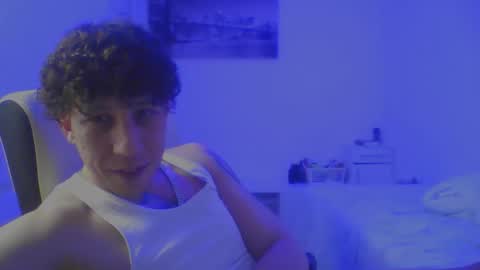 Snapshot of royalpapi12 chatting on April 2026 07:14:01 PM royalpapi12 online show from April 2026 07:14:01 PM