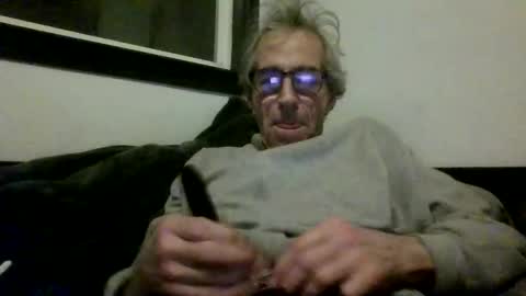 Snapshot of royboy2561 chatting on March 2026 07:02:01 AM Roy Murrin online show from March 2026 07:02:01 AM