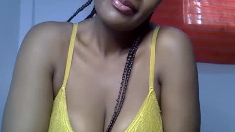 Snapshot of rozie34 chatting on March 2026 10:11:01 AM rozie34 online show from March 2026 10:11:01 AM
