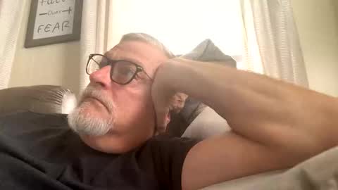 Snapshot of rs006 chatting on October 2025 03:03:02 PM rs006 online show from October 2025 03:03:02 PM