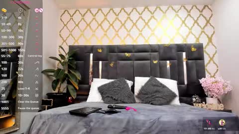 RubbyTaylor online show from October 2025 12:04:02 PM