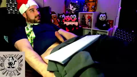 Ruben online show from December 2025 06:44:01 AM