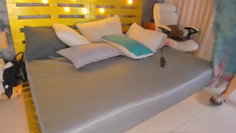 Rubi online show from February 2025 09:39:02 AM