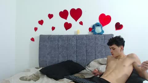 Snapshot of ruby__redd chatting on July 2026 11:09:02 PM Ruby and Vanie online show from July 2026 11:09:02 PM