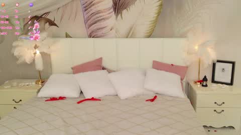 Snapshot of ruby_leeee chatting on April 2026 08:17:01 PM Luuna online show from April 2026 08:17:01 PM