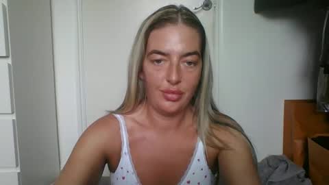 Snapshot of rubyredxxxoxxx chatting on February 2025 12:32:02 PM rubyredxxxoxxx online show from February 2025 12:32:02 PM