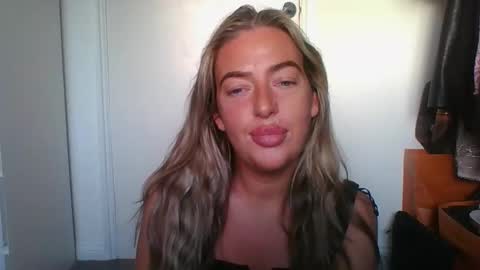 Snapshot of rubyredxxxoxxx chatting on October 2025 06:33:01 AM rubyredxxxoxxx online show from October 2025 06:33:01 AM