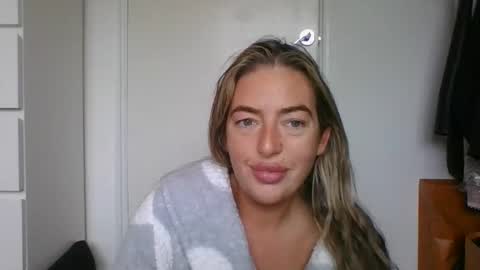 Snapshot of rubyredxxxoxxx chatting on October 2025 07:53:01 AM rubyredxxxoxxx online show from October 2025 07:53:01 AM