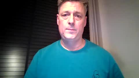 Snapshot of rudeski chatting on November 2025 04:19:02 PM rudeski online show from November 2025 04:19:02 PM