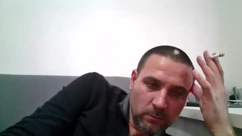 Snapshot of rul3ssuck chatting on February 2025 11:39:02 AM rul3ssuck online show from February 2025 11:39:02 AM