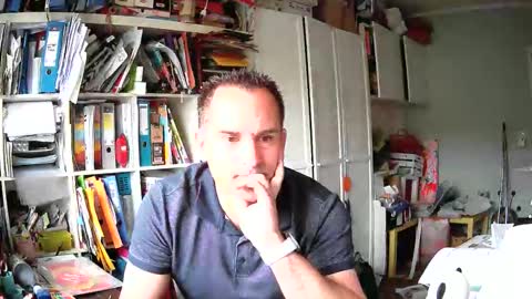 Snapshot of runner1978 chatting on April 2026 08:09:02 AM runner1978 online show from April 2026 08:09:02 AM