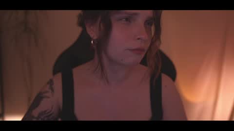 Snapshot of running_with_the_wolves chatting on April 2026 10:01:01 PM Elena online show from April 2026 10:01:01 PM