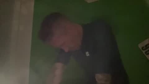 Snapshot of runxx96355 chatting on December 2025 03:23:01 AM run online show from December 2025 03:23:01 AM